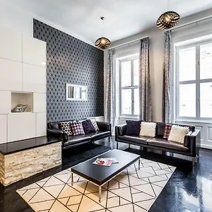 Appartamento Bpr B&w Elegant, Budapest